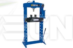 presse-hydraulique-zavagli-tpi-avec-piston-20-tonnes.jpg
